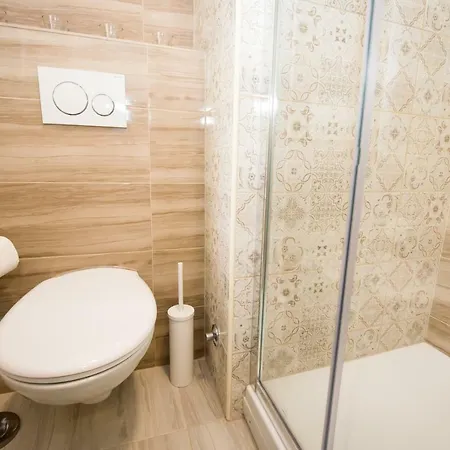Spartion Apartment Split