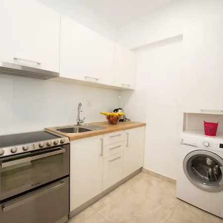 Spartion Apartment Split